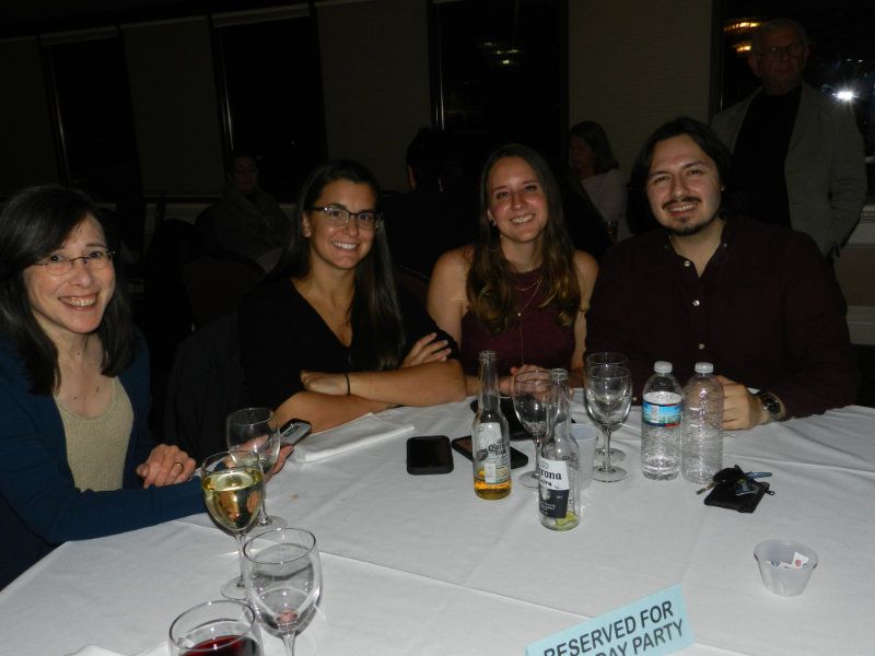 Roberto's Restaurant & Banquet Facilities