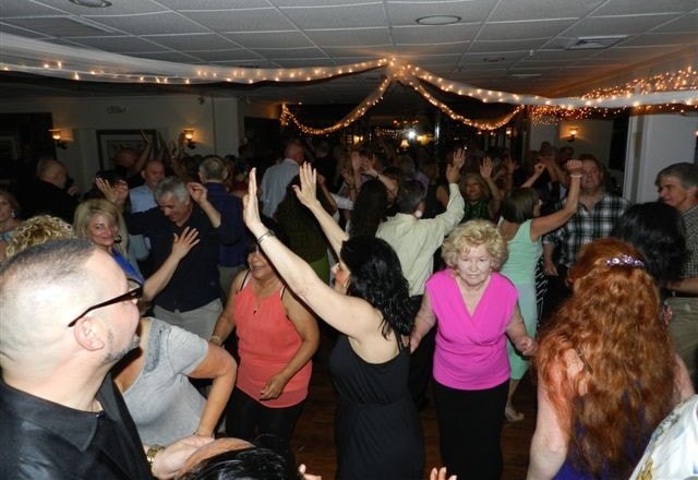 Singles Dances In Monroe Connecticut Ct Contacts Llc