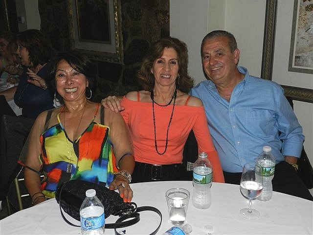 Singles Dances In Monroe Connecticut Ct Contacts Llc